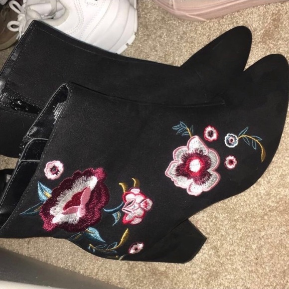 Boot heels - Picture 1 of 1